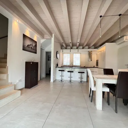 Lugana Villa Peschiera del Garda